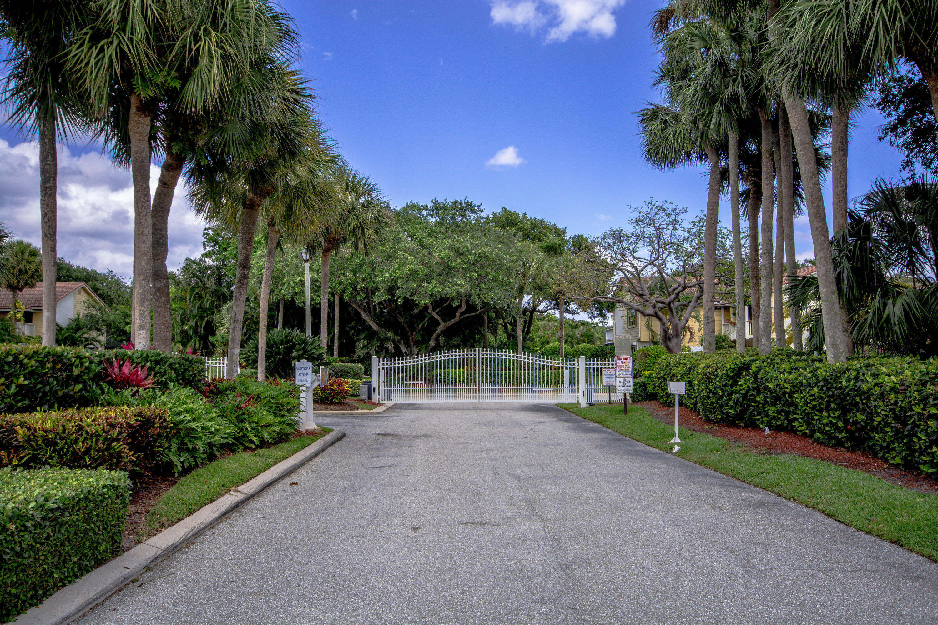 226 Seabreeze Circle Jupiter, FL 33477 - Photo 49 of 62 226 Seabreeze Cir Jupiter FL-print-054-0