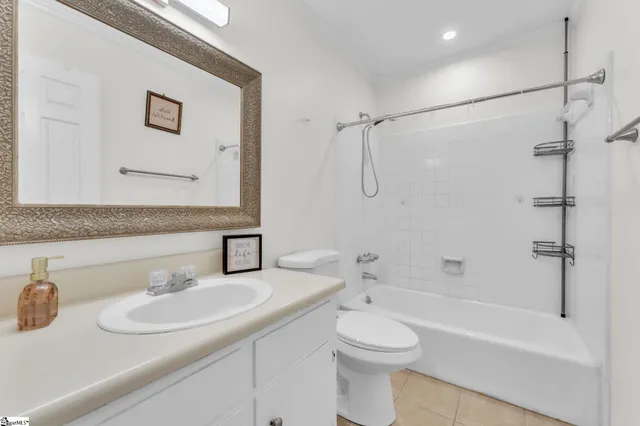 $165,000 | 11 Dover Drive, Taylors, SC 29687