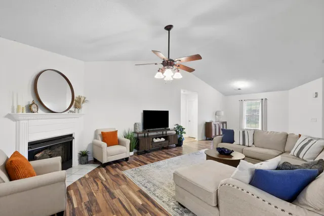 $320,000 | 687 Robinson Road, Greer, SC 29651