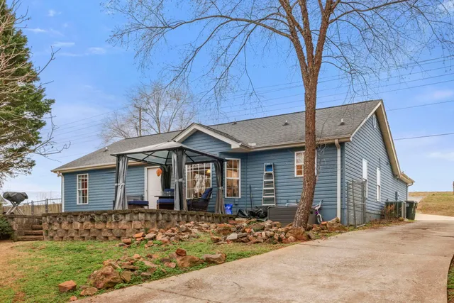 $320,000 | 687 Robinson Road, Greer, SC 29651