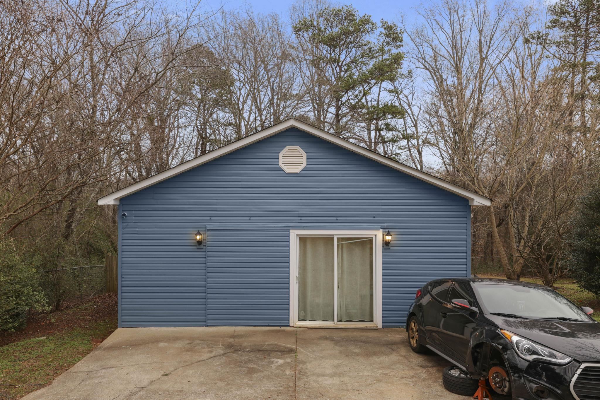 687 Robinson Road Greer, SC 29651 - Photo 9 of 45