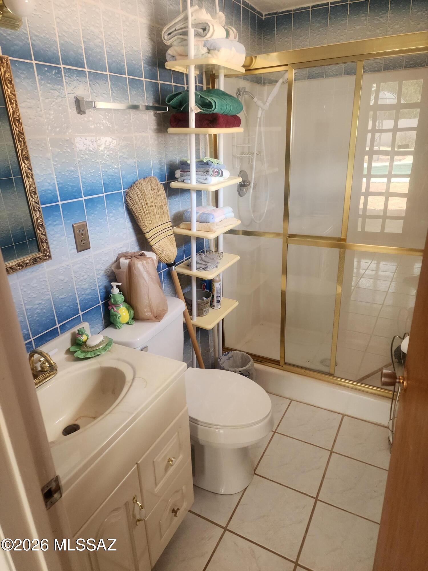 2690 East 9th Street Douglas, AZ 85607 - Photo 35 of 49 guest bathroom