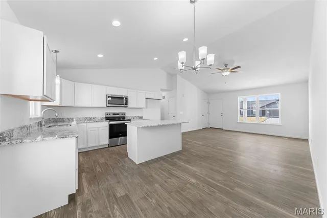 $300,000 | 1015 Samwise Street, Wright City, MO 63390