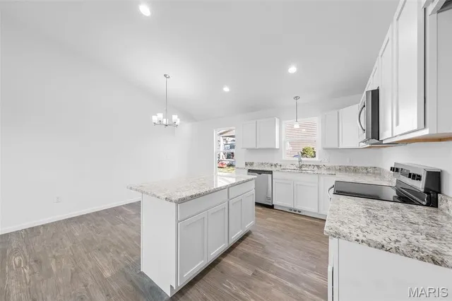 $300,000 | 1015 Samwise Street, Wright City, MO 63390