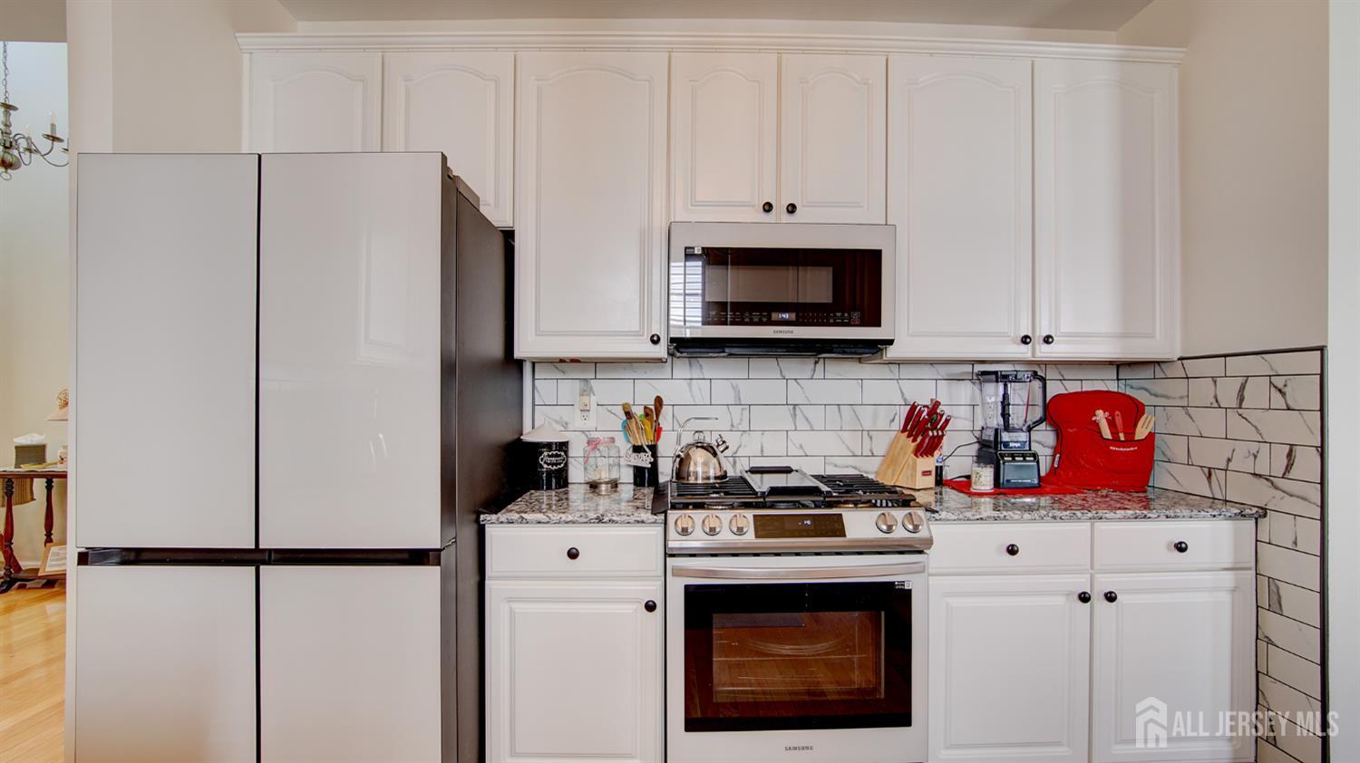 13 High Street Helmetta, NJ 08828 - Photo 13 of 42