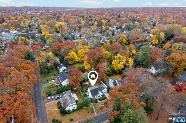 $799,000 | 54 Oak Avenue, Tenafly, NJ 07670