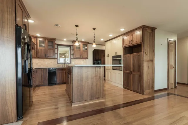 $1,049,900 | 22694 Coney Island Drive, Clitherall, MN 56524