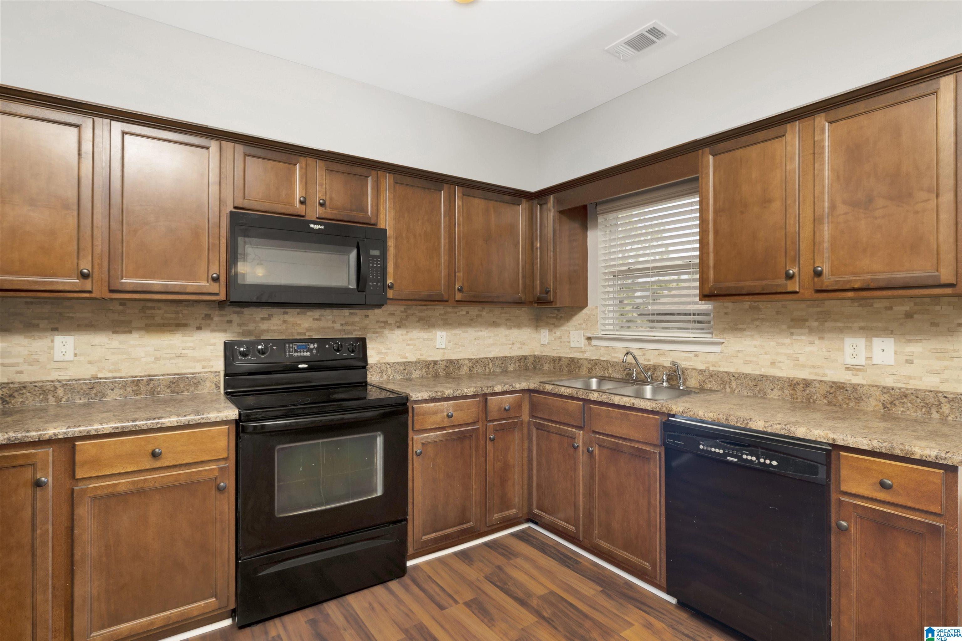4500 Rosser Loop Drive Bessemer, AL 35022 - Photo 11 of 27