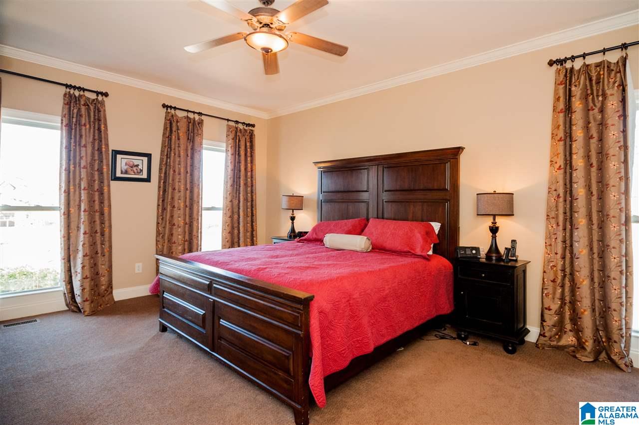 1013 Long Leaf Lk Way Helena, AL 35022 - Photo 14 of 34