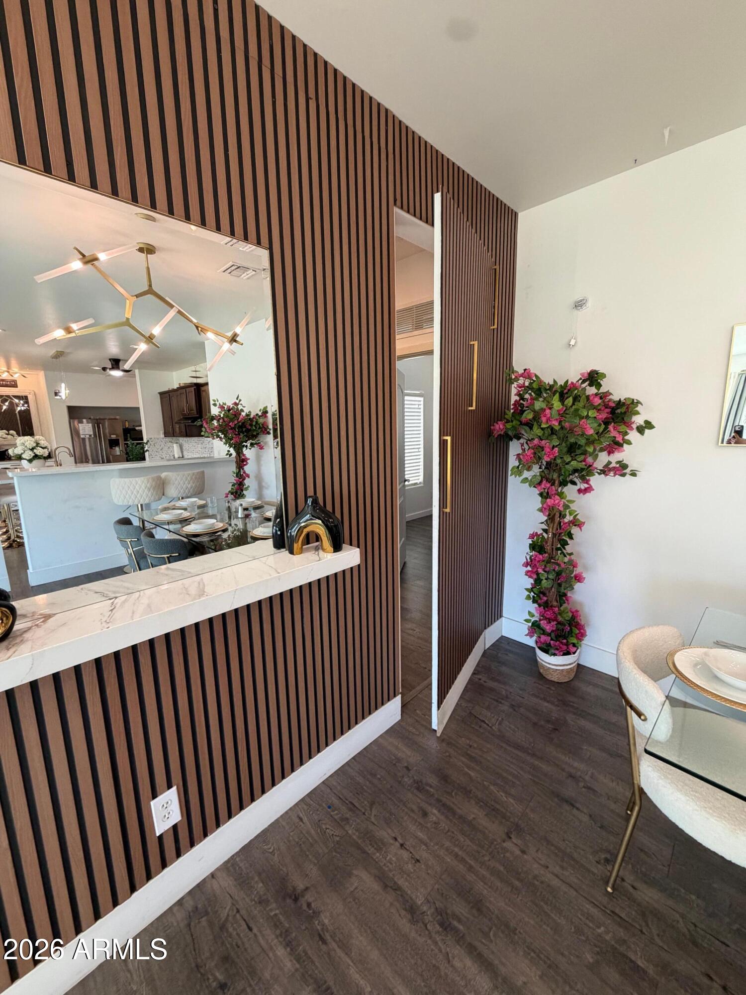 1507 East Apollo Road Phoenix, AZ 85042 - Photo 15 of 18