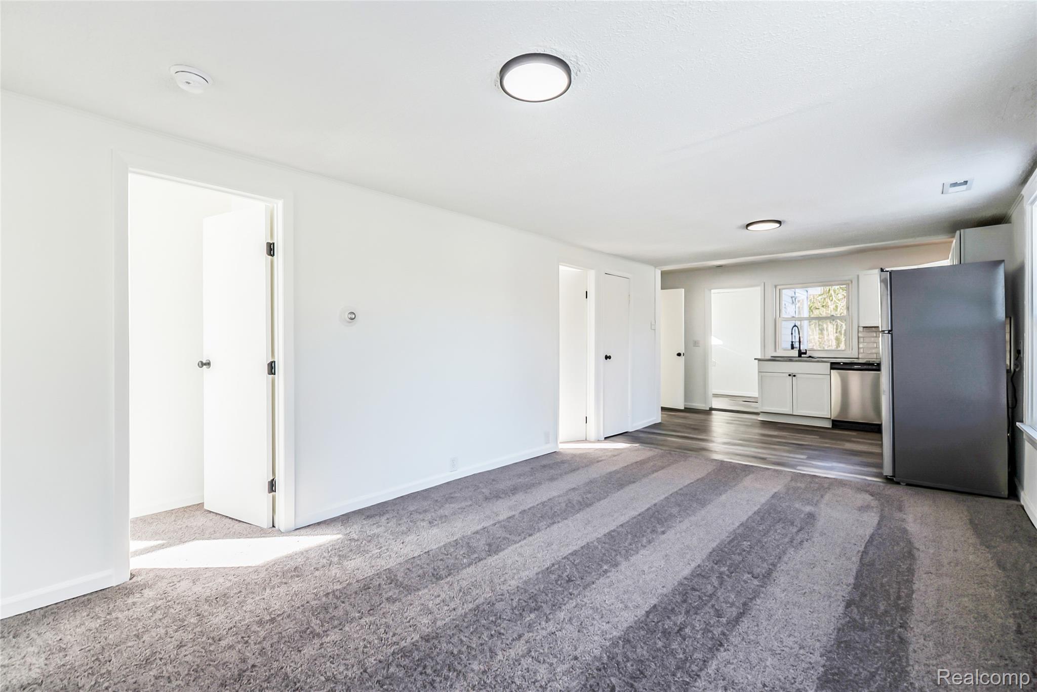 5697 Venice Road Newport, MI 48166 - Photo 9 of 43 DSC_1019.jpg