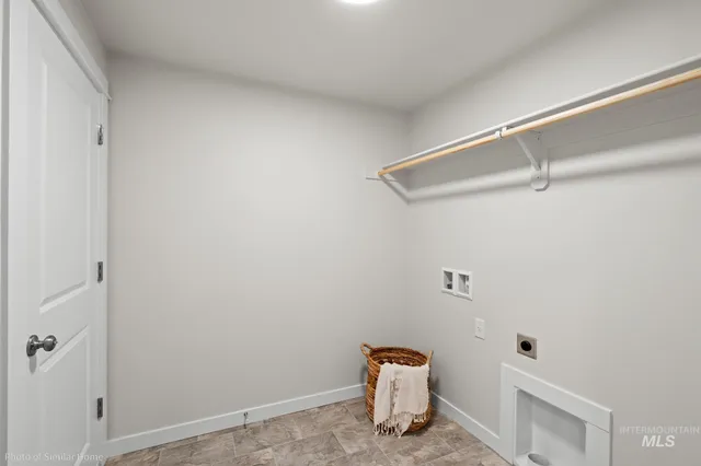 $431,517 | 11236 Bluefield Drive, Unit 8/11, Caldwell, ID 83605