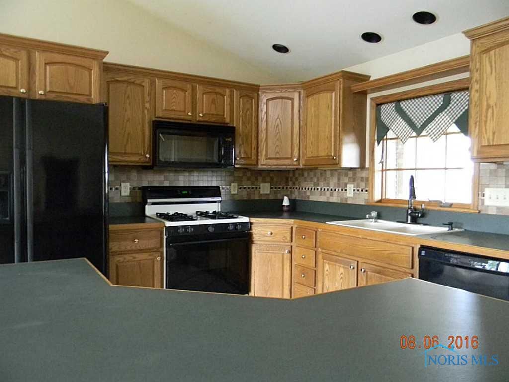 17706 County Road East Bryan, OH 43506 - Photo 2 of 10 Kitchen.