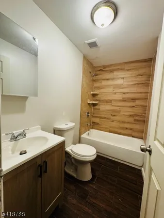 $2,250 | 489 South 17th Street, Unit 1, Newark, NJ 07103