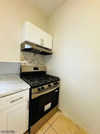 $2,250 | 489 South 17th Street, Unit 1, Newark, NJ 07103