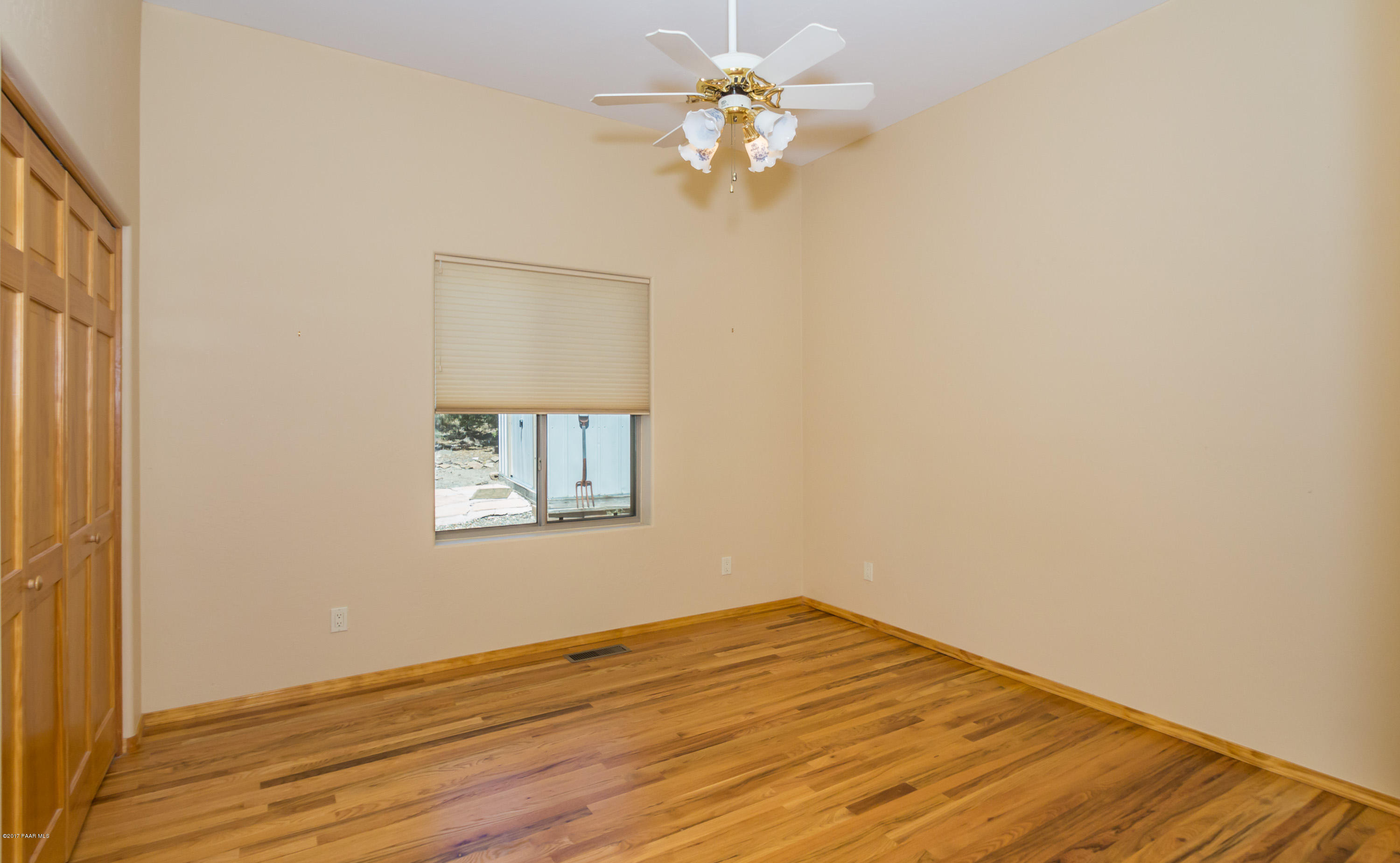 14895 North Hope Rose Road Prescott, AZ 86305 - Photo 19 of 26 011_Bedroom 3