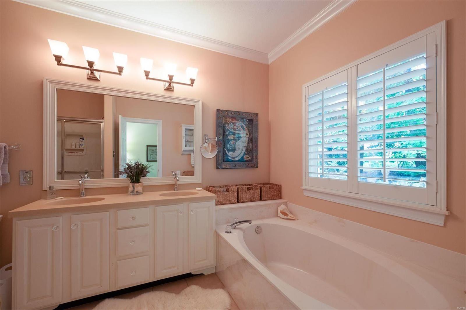274 Ashdown Forest Weldon Spring, MO 63304 - Photo 15 of 25 Gallery Image 15