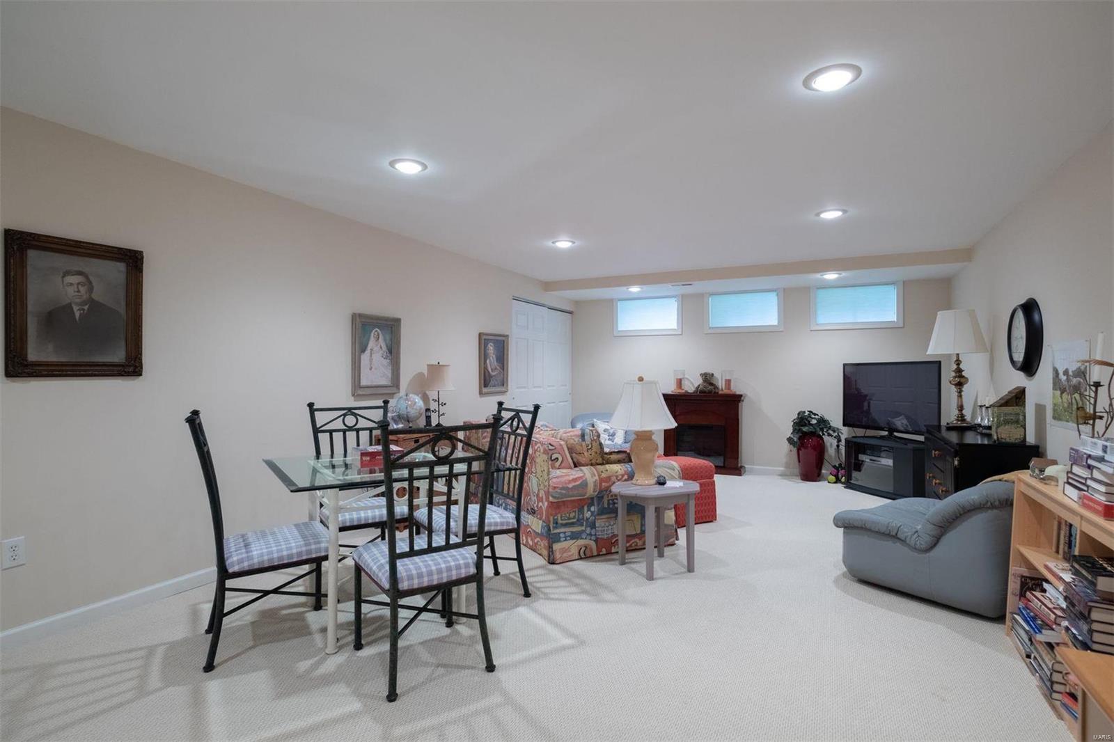 274 Ashdown Forest Weldon Spring, MO 63304 - Photo 19 of 25 Gallery Image 19