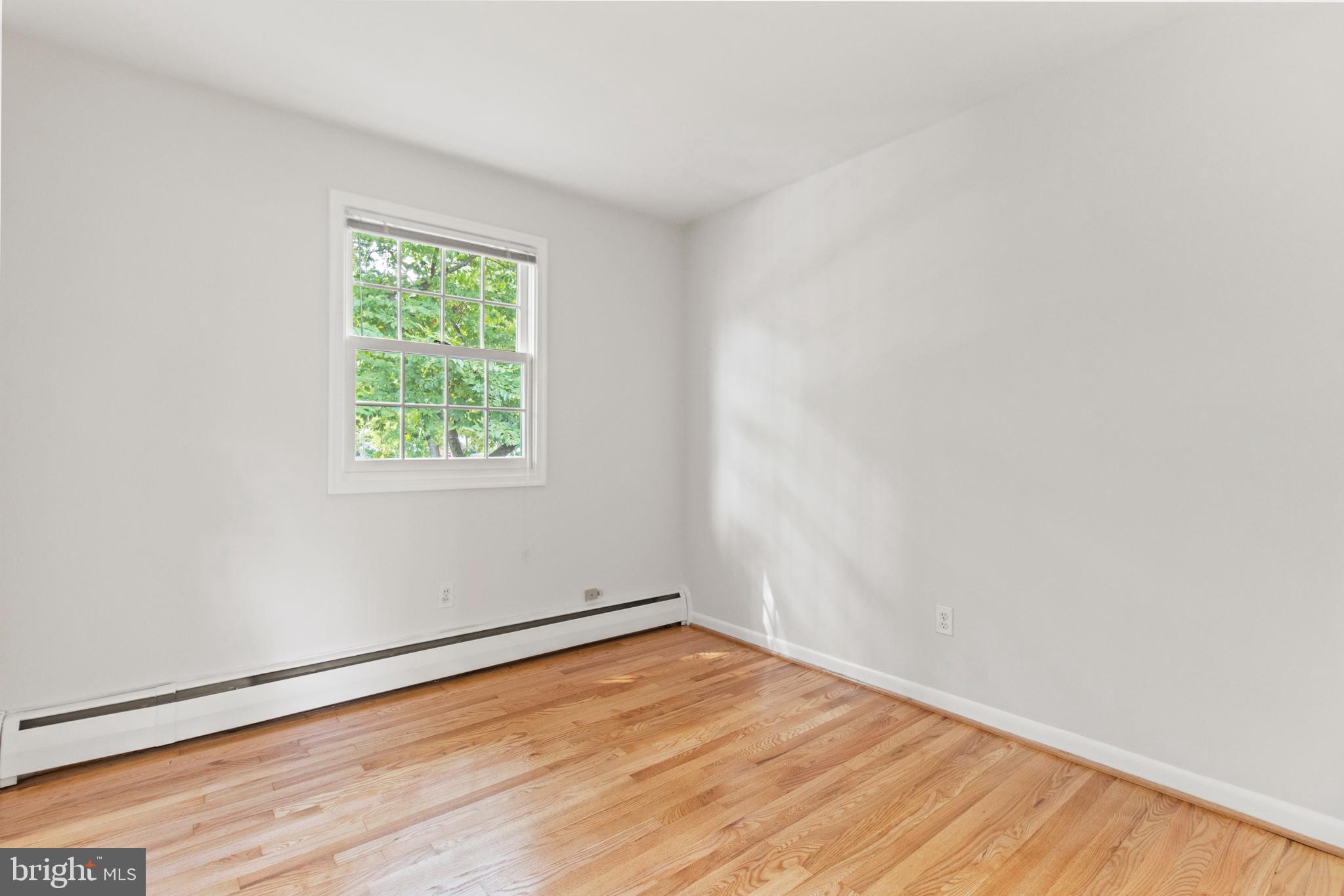 1210 Howe Court Odenton, MD 21113 - Photo 21 of 37 3rd of 3 bedrooms on the upper level