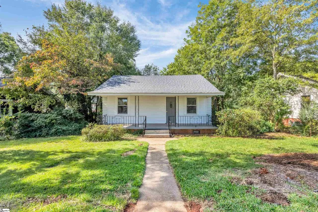 $239,900 | 107 Brooks Avenue, Greenville, SC 29617