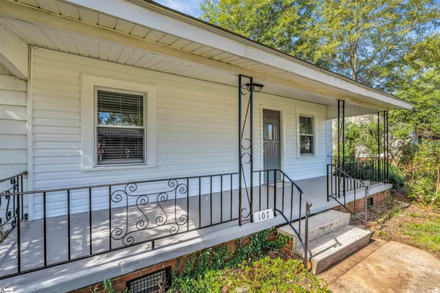 $239,900 | 107 Brooks Avenue, Greenville, SC 29617