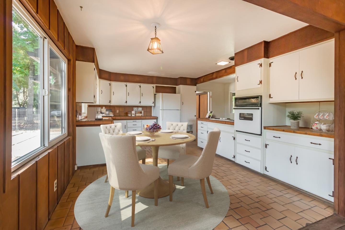 600 Valencia Road Aptos, CA 95003 - Photo 13 of 21 Gallery Image 13