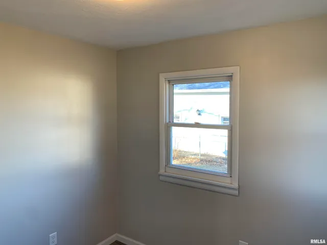 $84,500 | 1109 Southwest 5th Street, Aledo, IL 61231