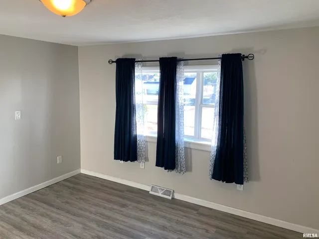 $84,500 | 1109 Southwest 5th Street, Aledo, IL 61231