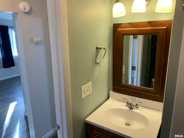 $84,500 | 1109 Southwest 5th Street, Aledo, IL 61231