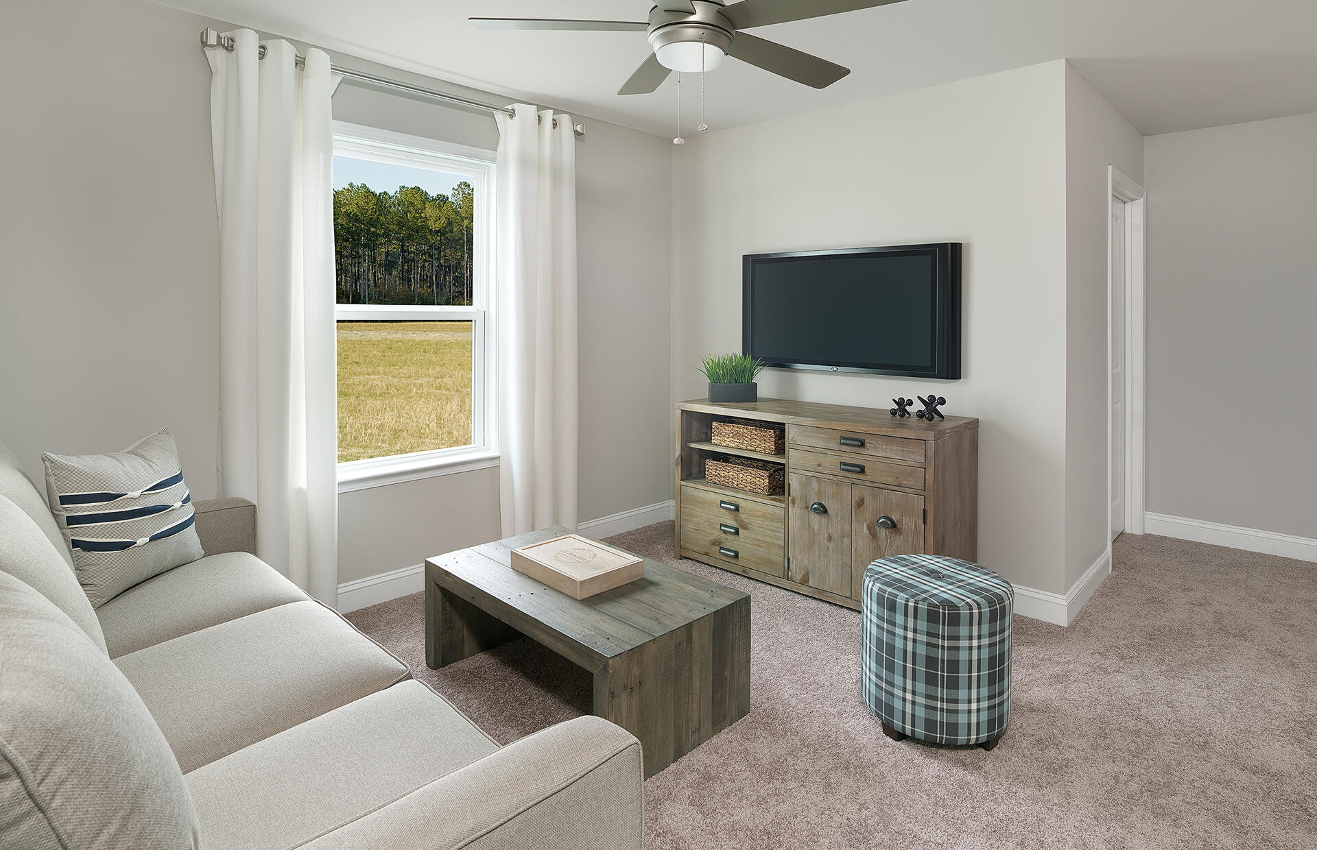 137 Hayworth Road Summerville, SC 29486 - Photo 10 of 11 Loft