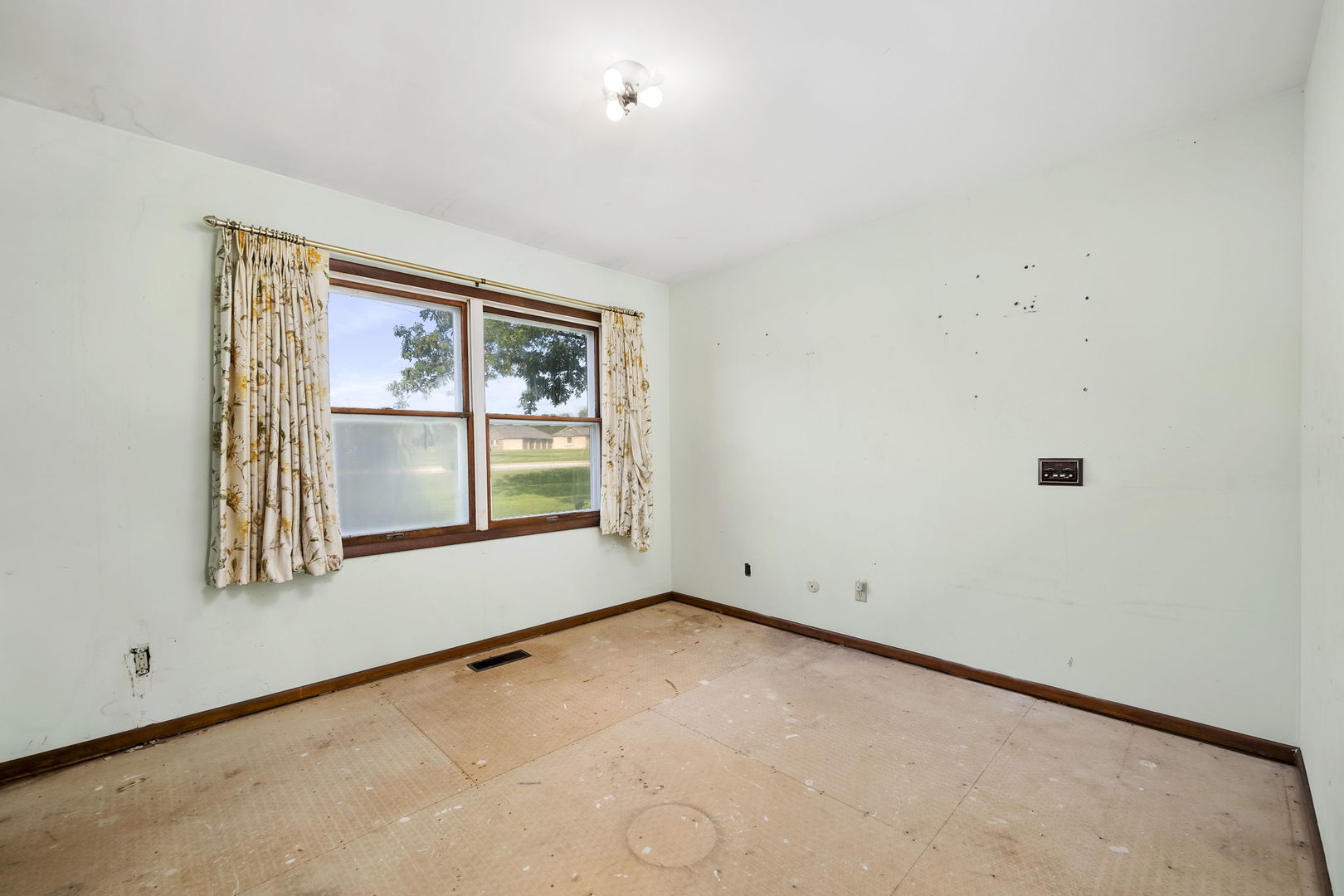 505 Woodlea Road Kankakee, IL 60901 - Photo 25 of 39 Gallery Image 25