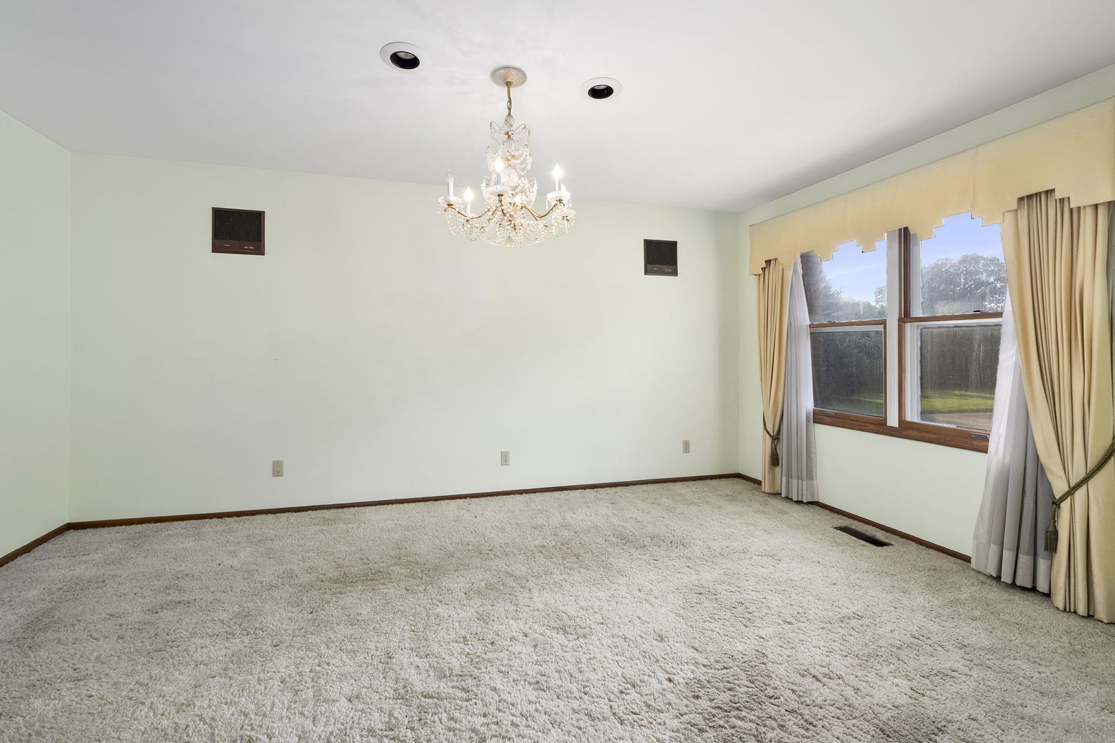 505 Woodlea Road Kankakee, IL 60901 - Photo 6 of 39 Gallery Image 6