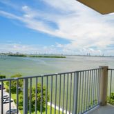 $2,500 | 880 Northeast 69th Street, Unit 8R, Miami, FL 33138