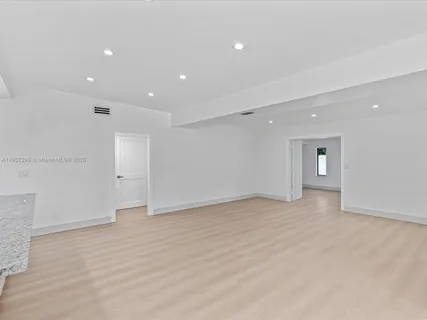 $1,499,000 | 19461 Northeast 22nd Road, North Miami Beach, FL 33179