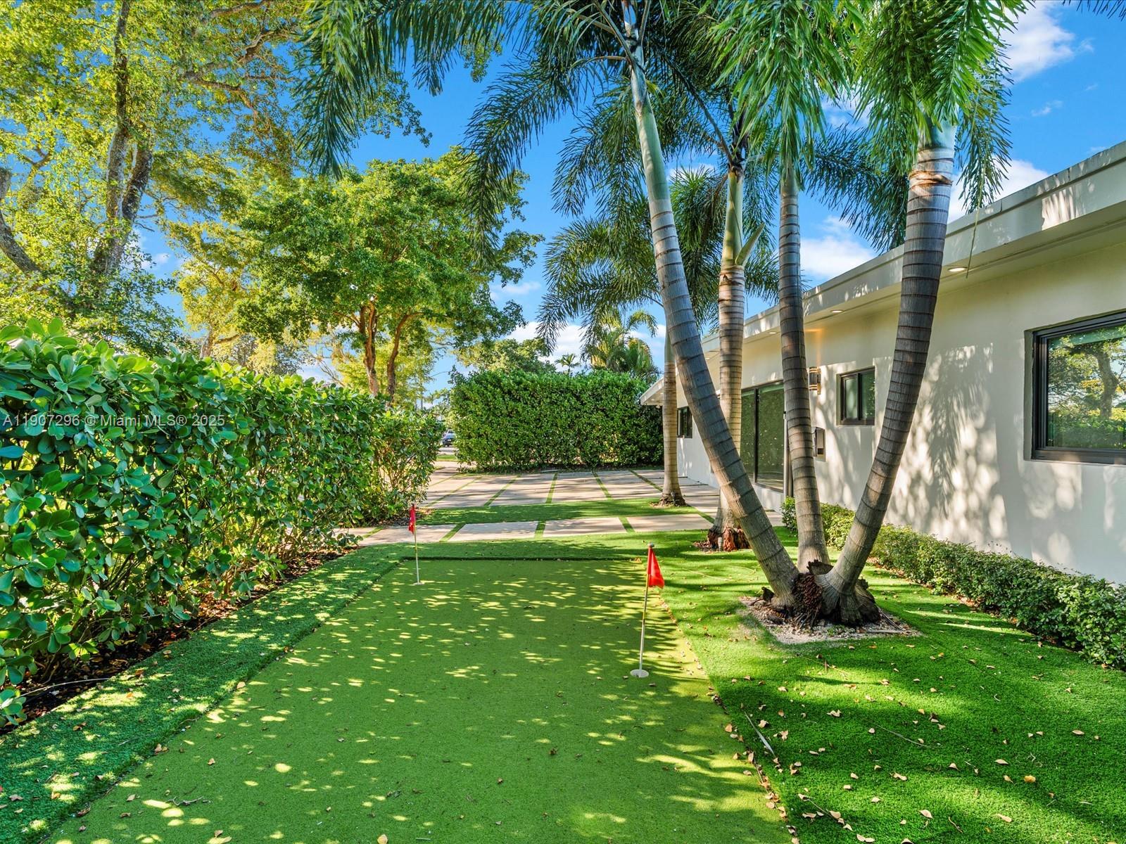 19461 Northeast 22nd Road North Miami Beach, FL 33179 - Photo 5 of 34 a view of a backyard