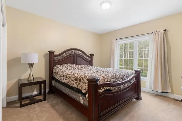 $5,000 | 6 Tanglewood Drive, Nashua, NH 03062