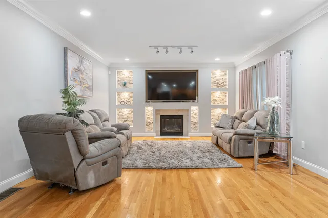 $5,000 | 6 Tanglewood Drive, Nashua, NH 03062