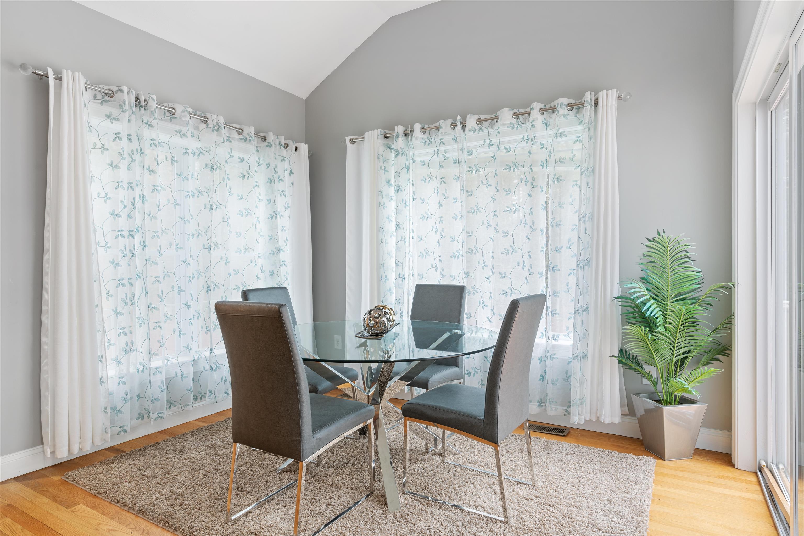 6 Tanglewood Drive Nashua, NH 03062 - Photo 8 of 21