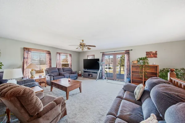 $435,000 | 18598 Bradstreet Road, Hudson, MI 49247