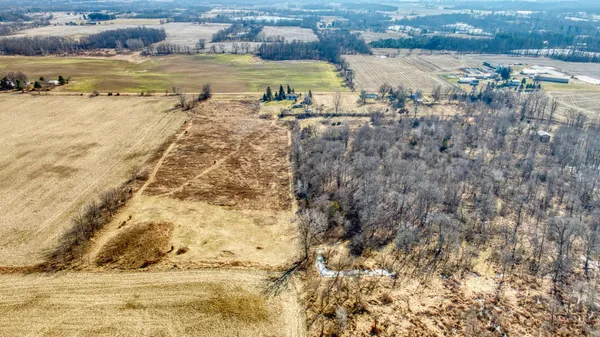 $435,000 | 18598 Bradstreet Road, Hudson, MI 49247