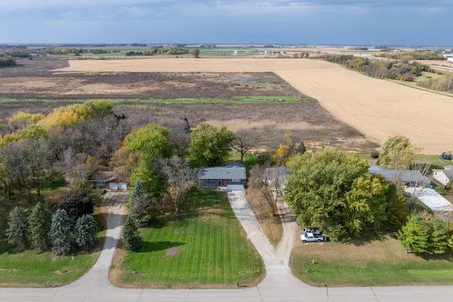 $329,900 | 34365 Old Highway 13, Waseca, MN 56093