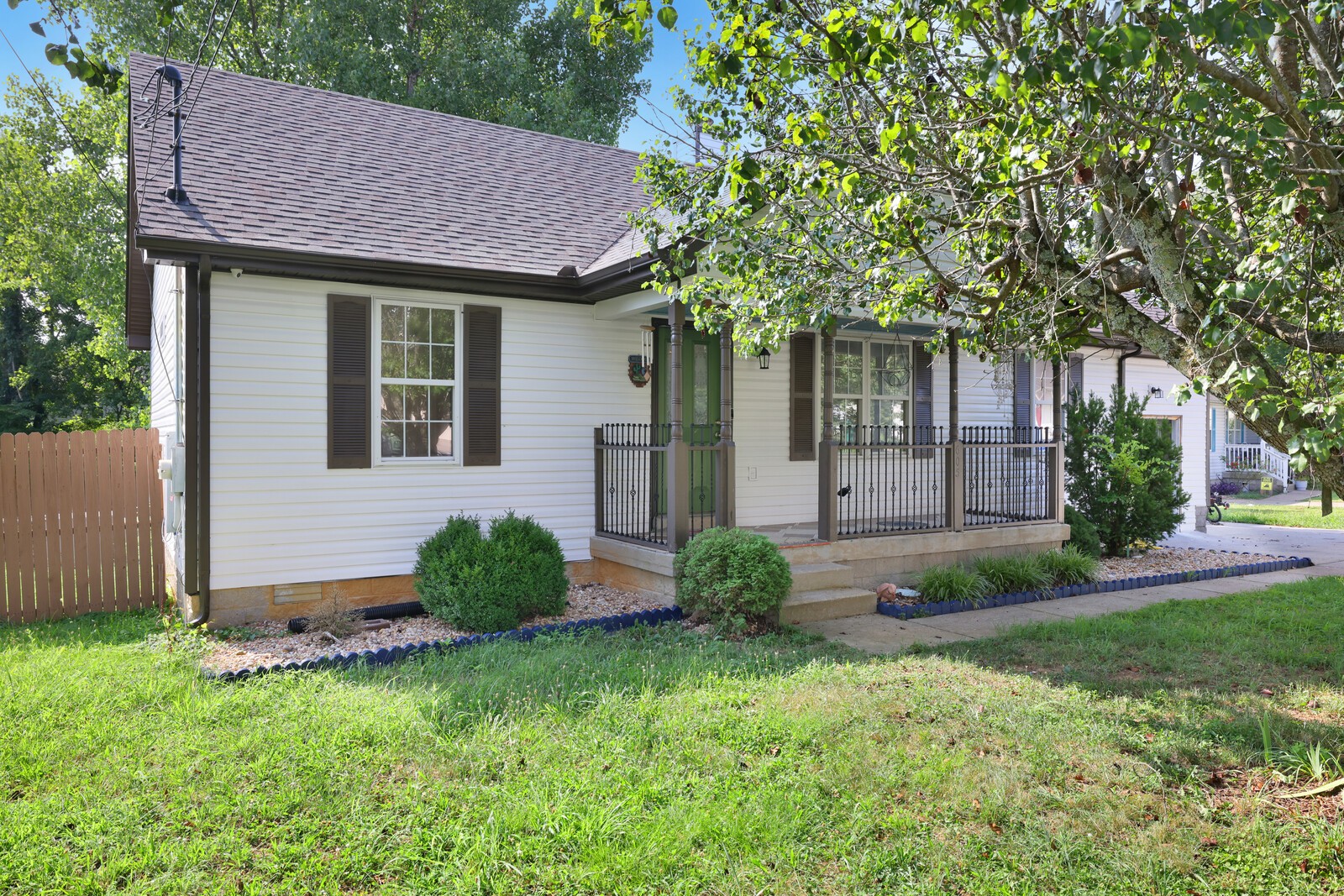 605 Big Riv Run Antioch, TN 37013 - Photo 1 of 35 Gallery Image 1