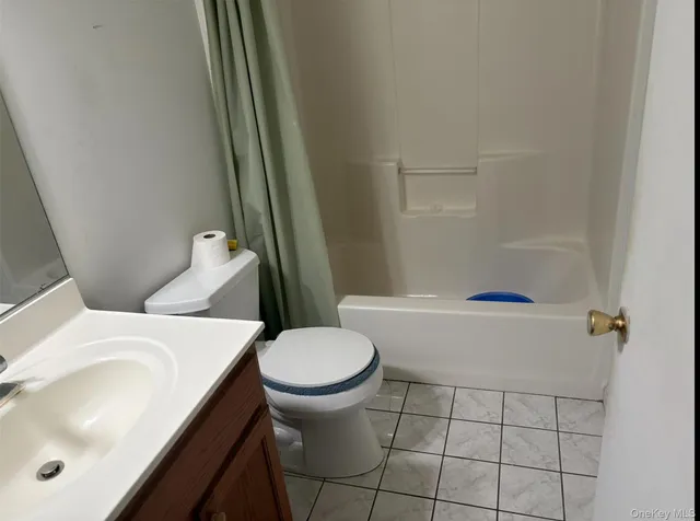 $2,500 | 51 Jordan Lane, Middletown, NY 10940