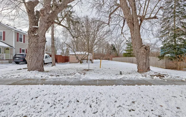 $74,900 | 52451 Washington Street, New Baltimore, MI 48047