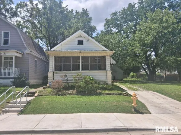 $29,900 | 2326 West Wiswall Street, Peoria, IL 61605
