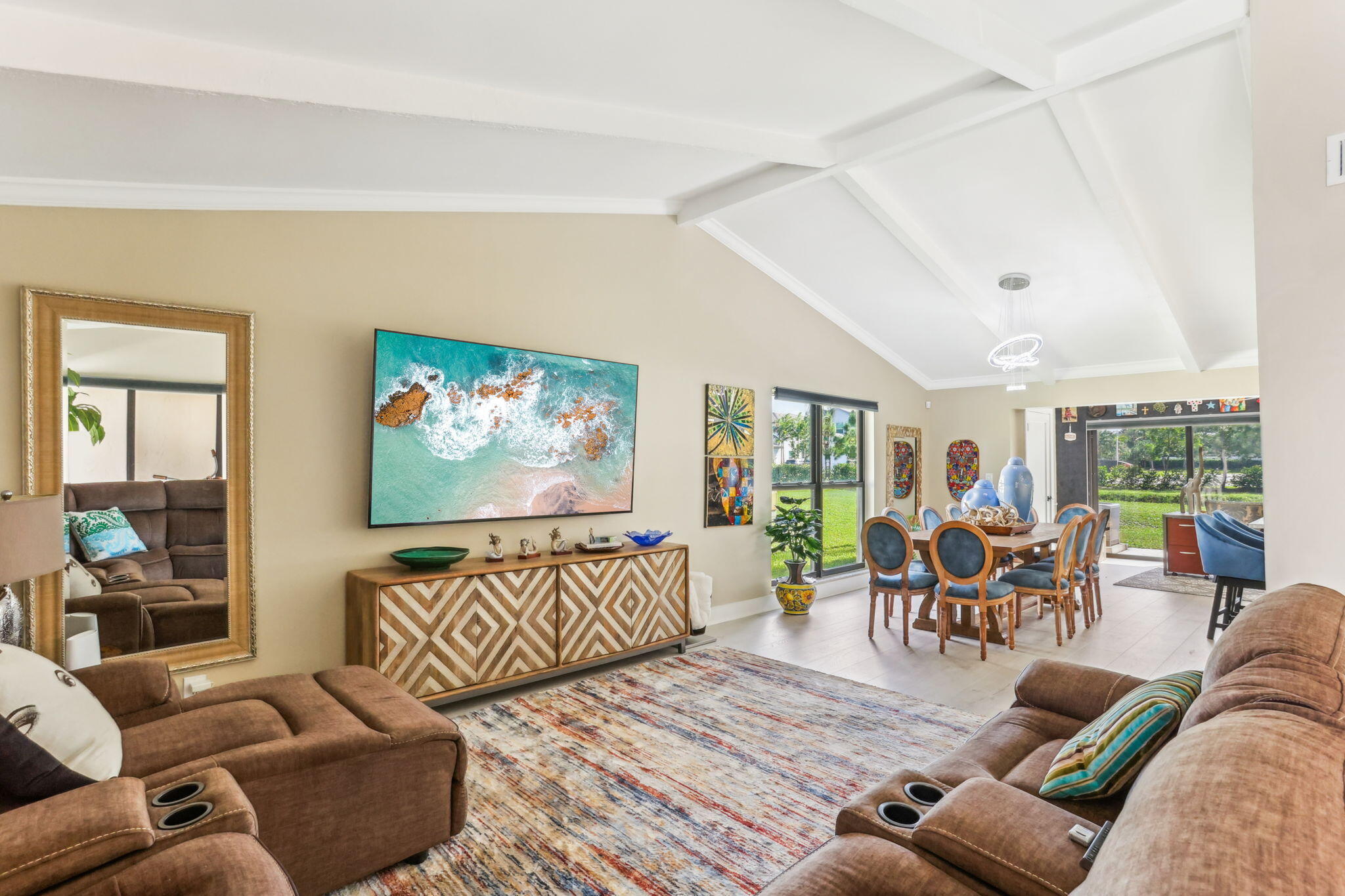 6716 Tiburon Circle Boca Raton, FL 33433 - Photo 4 of 22 Light from living room