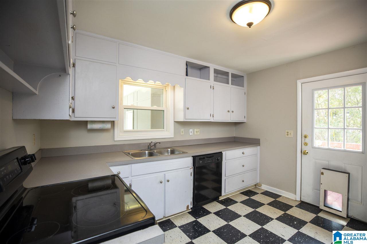 1301 Larry Lane Birmingham, AL 35213 - Photo 14 of 23