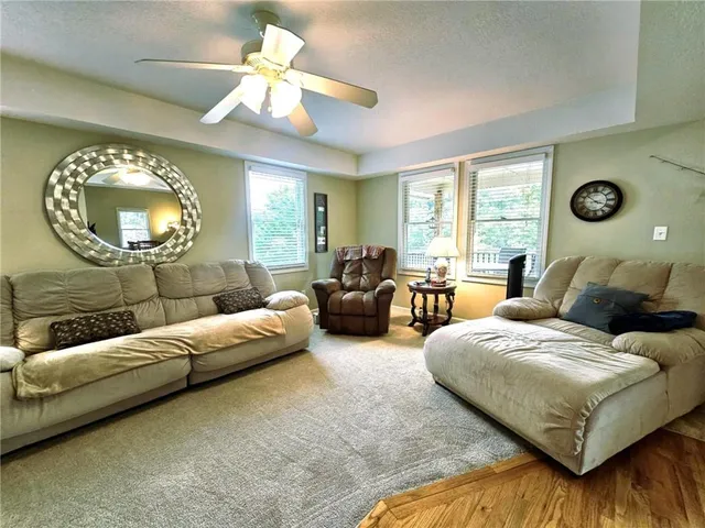 $1,070,000 | 1182-1233 Oval Road, Climax Springs, MO 65324