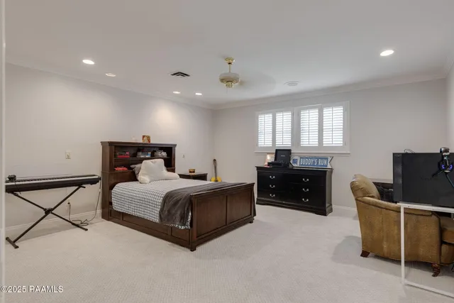 $869,000 | 128 Oakview Boulevard, Lafayette, LA 70503