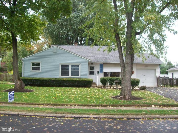449 Greene Road Warminster, PA 18974 - Photo 1 of 18